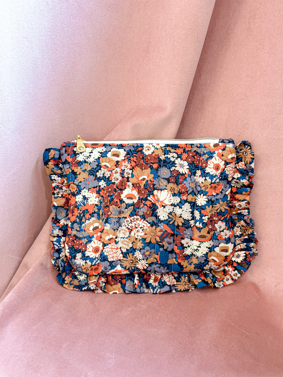 Pochette froufrou