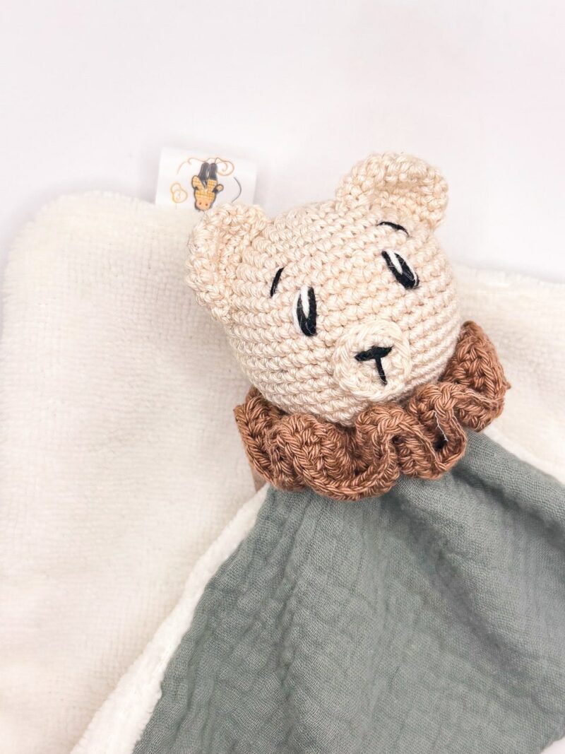 Ourson - Peluche au crochet carré – Image 2