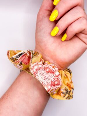 Chouchou jaune motif indien