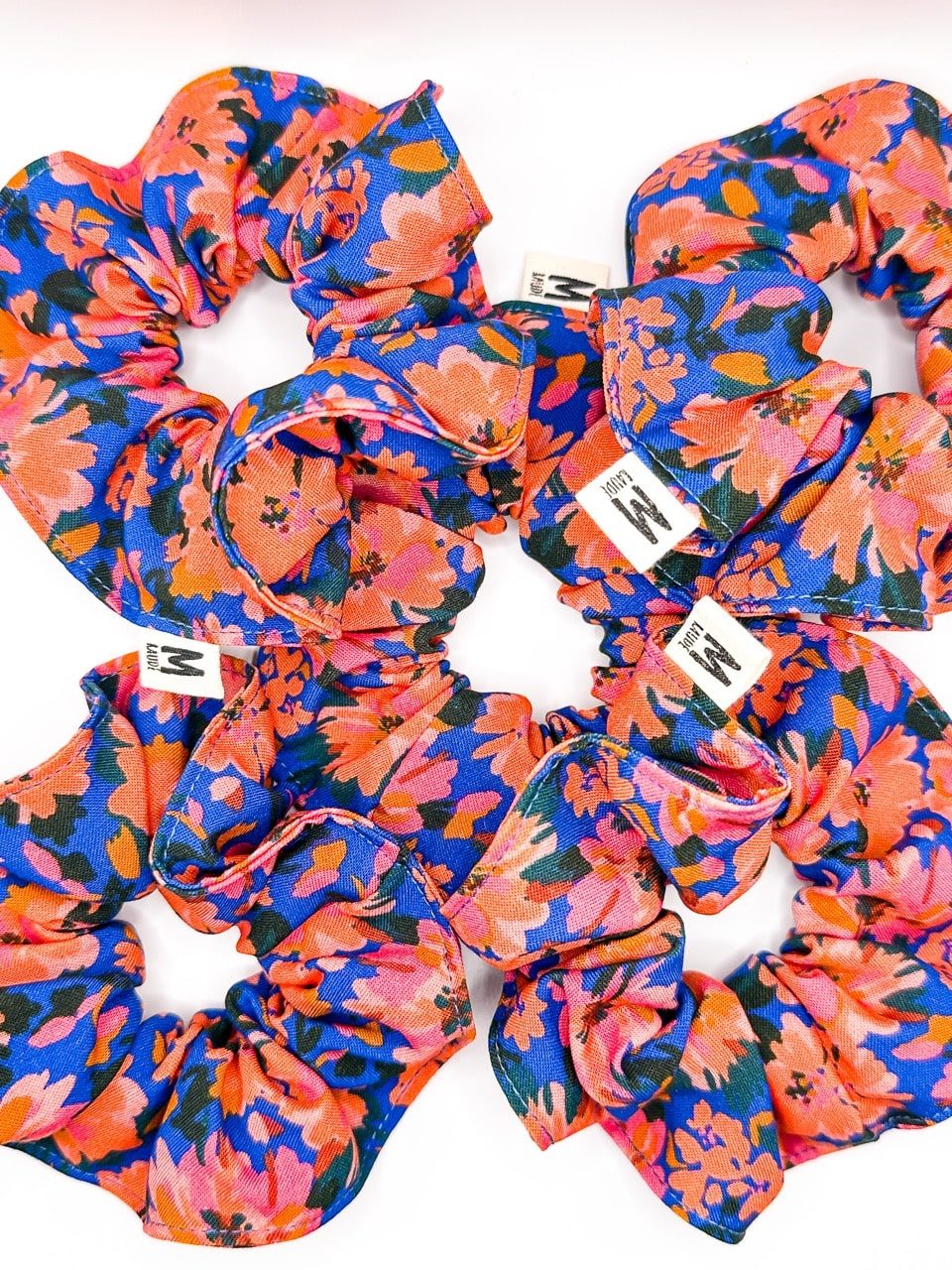 Chouchou bleu fleurs orange et roses – Image 2