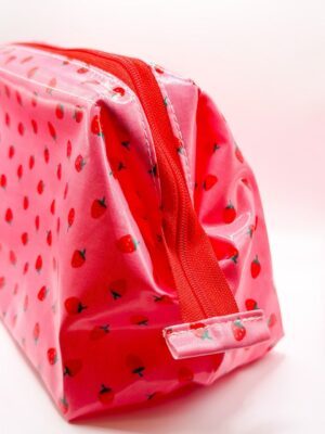 Trousse ouverture géante - Fraises rouges
