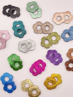 Pampilles fleurs en cuir revalorisé