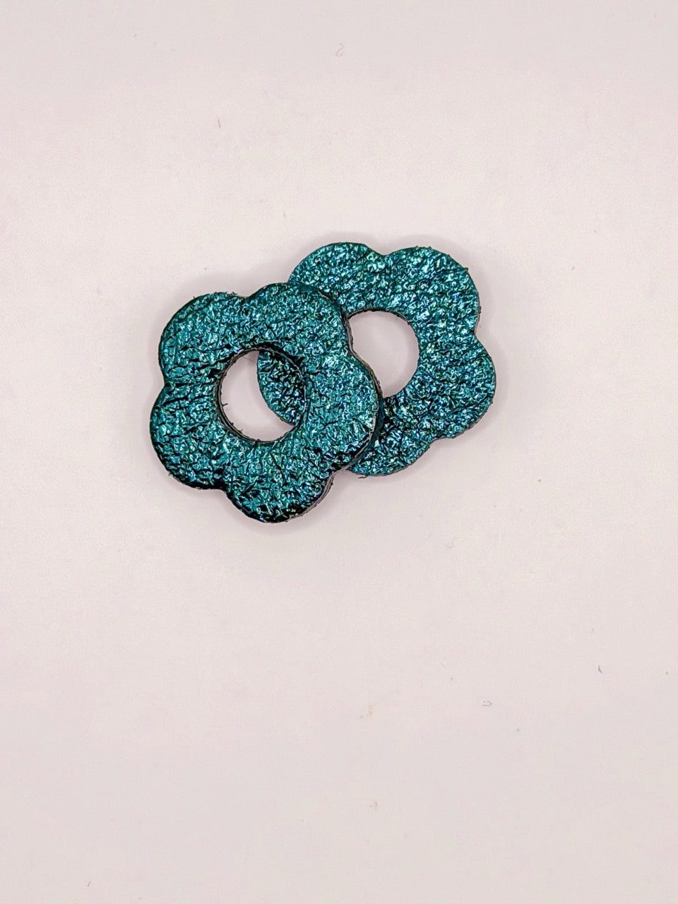 Pampilles fleurs en cuir revalorisé – Image 5