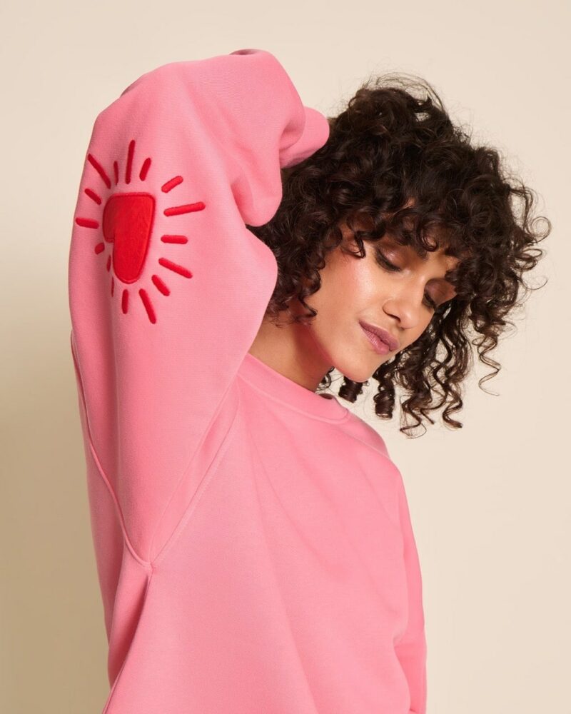 Le sweat Cœur solaire - Rose – Image 2