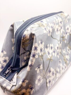 Trousse ouverture géante - Cerisier bleu