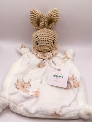 Lapin - Peluche au crochet carré