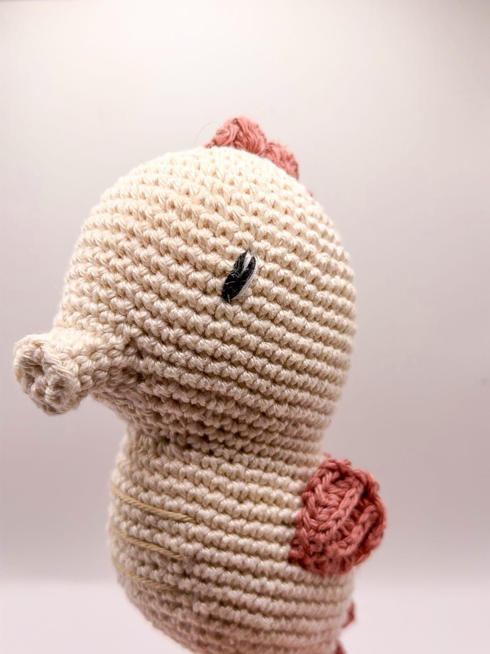 Hippocampe rose - Peluche au crochet – Image 3