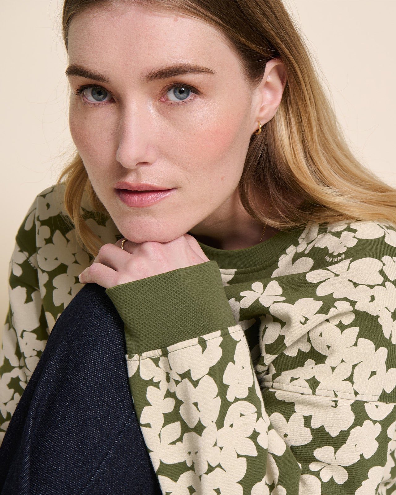 Le sweat Sky - Fleurs sauvages – Image 2