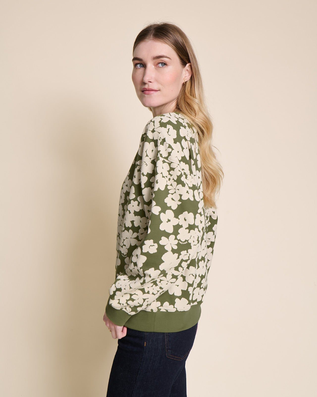 Le sweat Sky - Fleurs sauvages – Image 4