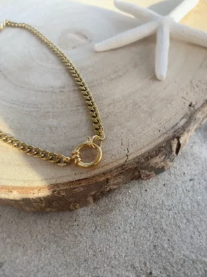 Collier Perello