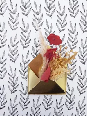 Petite enveloppe en laiton